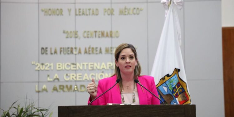 Denuncia Ale Cárdenas censura de mesa directiva