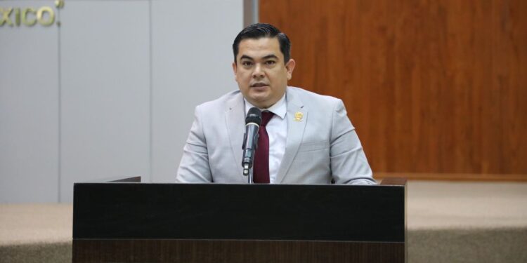 Darán diputaciones a gays, migrantes y discapacitados