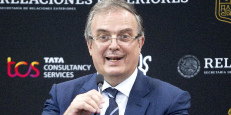 Ebrard retrasa presentación de propuesta para elegir al candidato de Morena 2024.