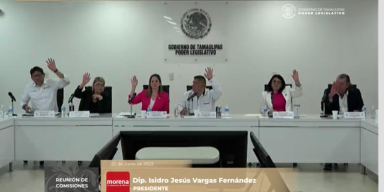 Aprueban en comisiones refinanciamiento de deuda pública ; falta el aval del Pleno