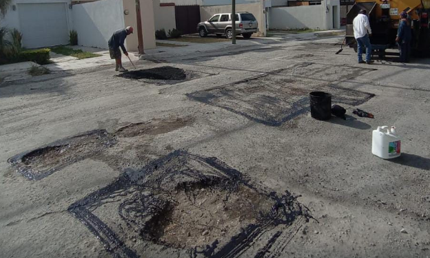 Amplia municipio programa de bacheo a fines de semana