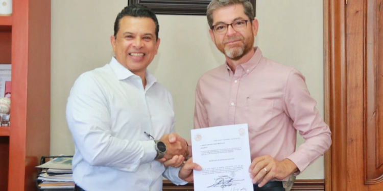 Entregan nombramiento en el gobierno de Victoria