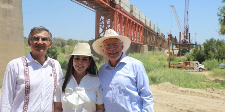 Refrenda gobernador de Tamaulipas y Embajador de EU proyectos binacionales