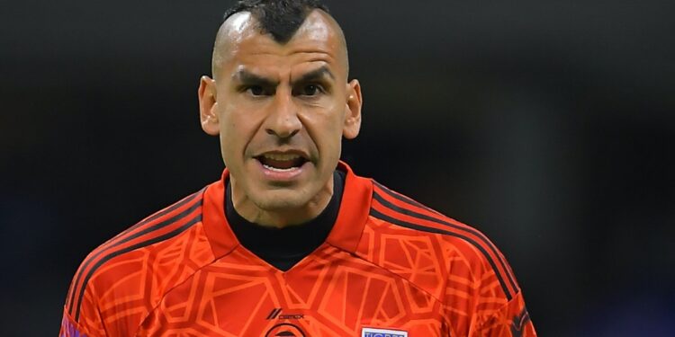 Nahuel Guzmán renueva contrato con Tigres UANL hasta 2025
