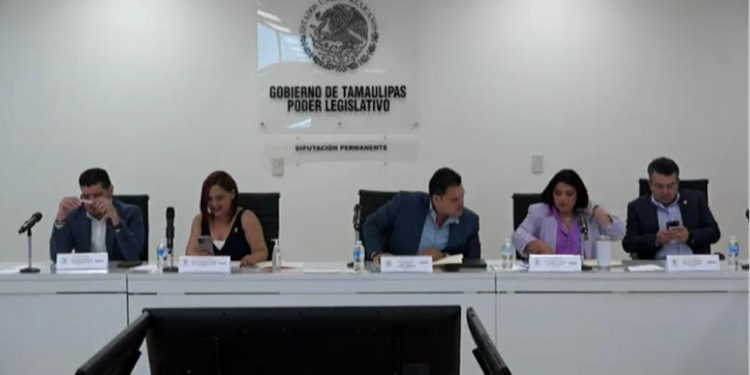 Diputación Permanente dictamina en secreto asunto misterioso