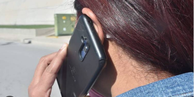 Dan 6 años de cárcel a mujer por extorsión.