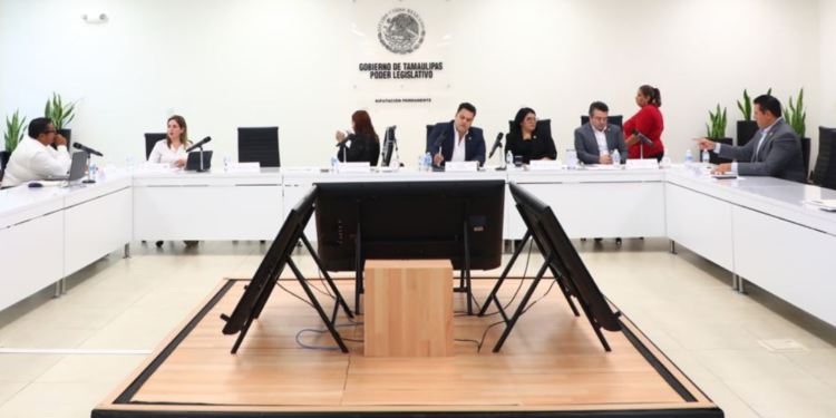 «Reviven» PAN y Morena disputa por mando en el Congreso