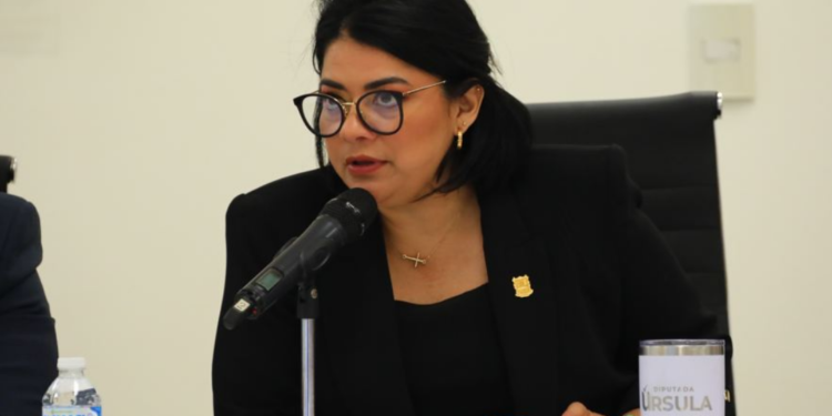 «Reviven» PAN y Morena disputa por mando en el Congreso