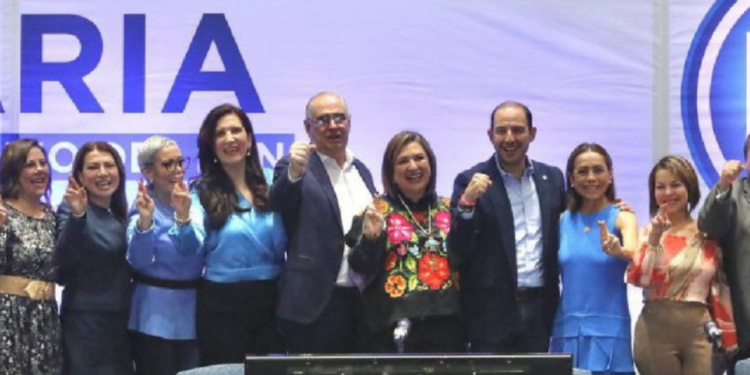 «Presidenta, presidenta», le gritan a Xóchitl Gálvez