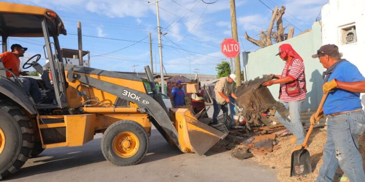 Arranca gobierno municipal programa de descacharrización para asear colonia Nueva Era
