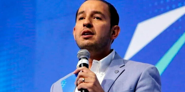 Juego de poder: AMLO intenta frenar la alianza de MC