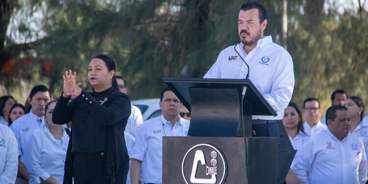 Es compromiso de la UAT engrandecer a la nación a través de la educación: Rector