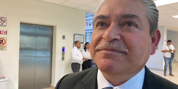 Proveedores reclaman  al gobierno adeudos que  dejó Cabeza de Vaca.