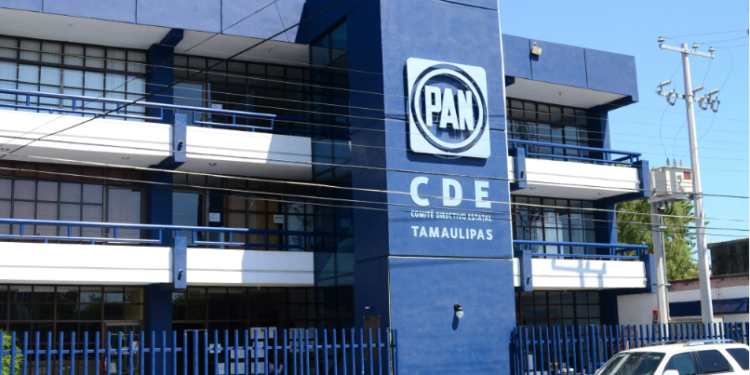 PAN y Morena, los partidos más multados por irregularidades