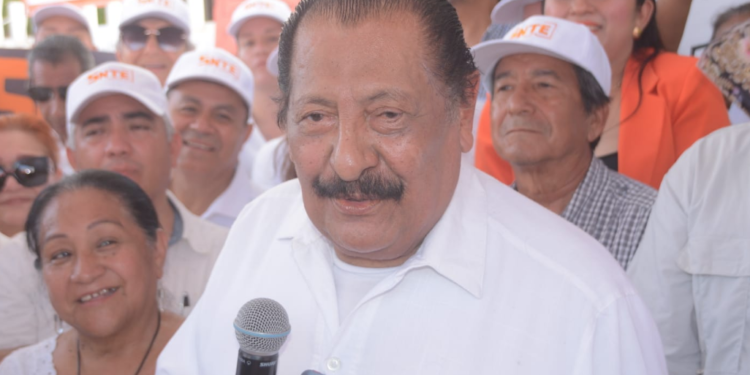 Se asoma negociación con profes; dialogarán Arnulfo y Gobernador.