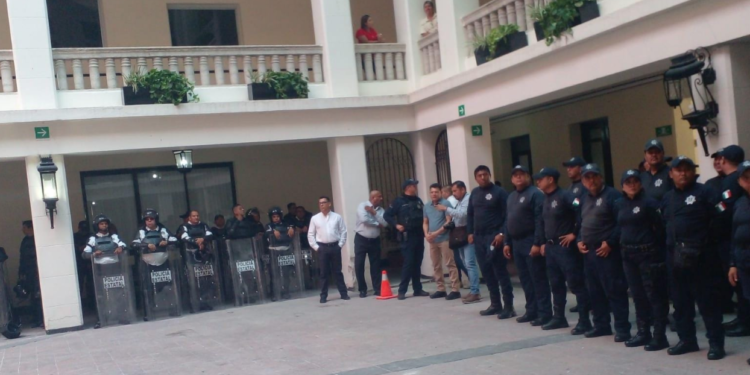 «Blindan» Palacio de Gobierno