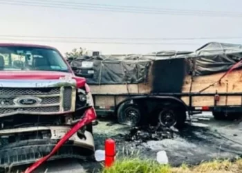Disparan narcos contra caravana estadounidense; hieren a 3