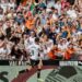 Valencia pone en aprietos al atlético