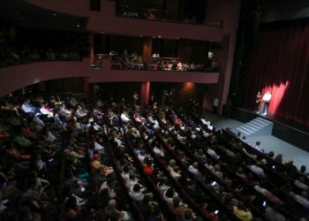 Américo inaugura el XXI Festival Internacional de la Costa del Seno Mexicano