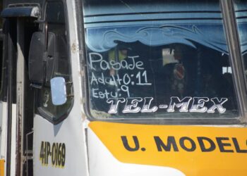 Microbuseros aumentan tarifa del transporte