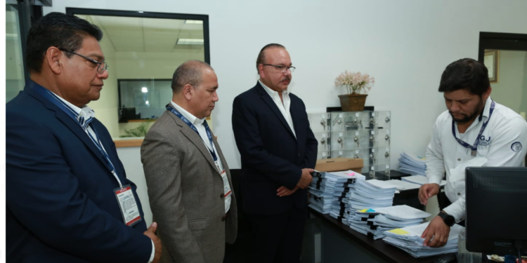 Presentan otras siete denuncias contra excabecistas