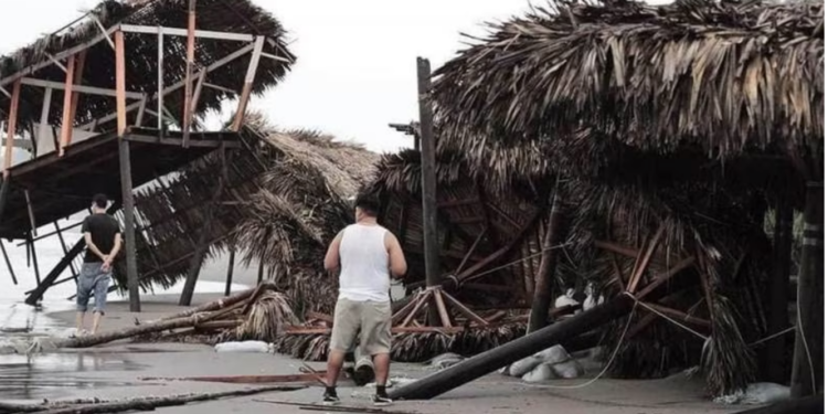¿Cuánto millones costarán los daños de «Otis» en Acapulco?
