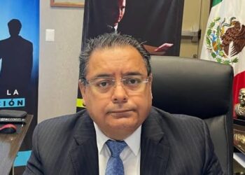 Ordena tribunal reinstalación de fiscal anticorrupción