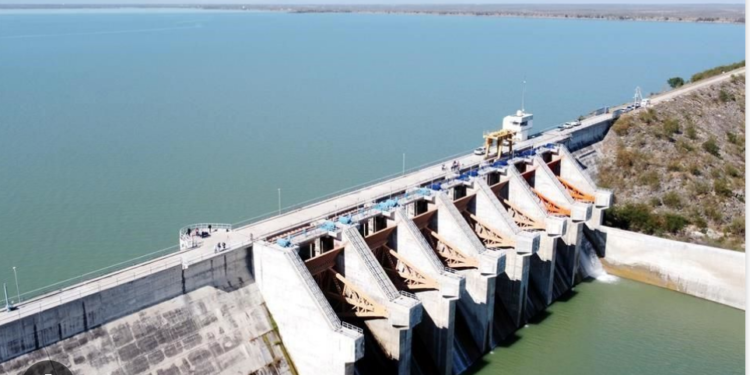 Agricultores defenderán con amparo derecho al agua de «El Cuchillo».