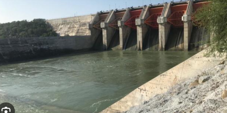 Agricultores del 026 preparan «armas» para defender agua de «El Cuchillo»