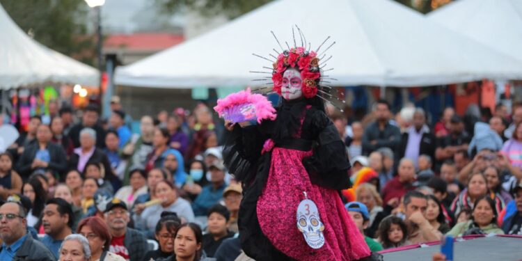 Destacan neolaredenses impulso de tradiciones con «Festival Internacional de la Catrina 2023»