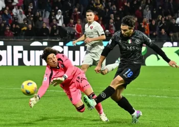 Guillermo Ochoa gana premio con Salernitana aunque sea el más goleado de Serie A