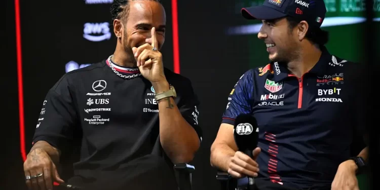 Checo Pérez busca dar el gran golpe a Lewis Hamilton en Las Vegas