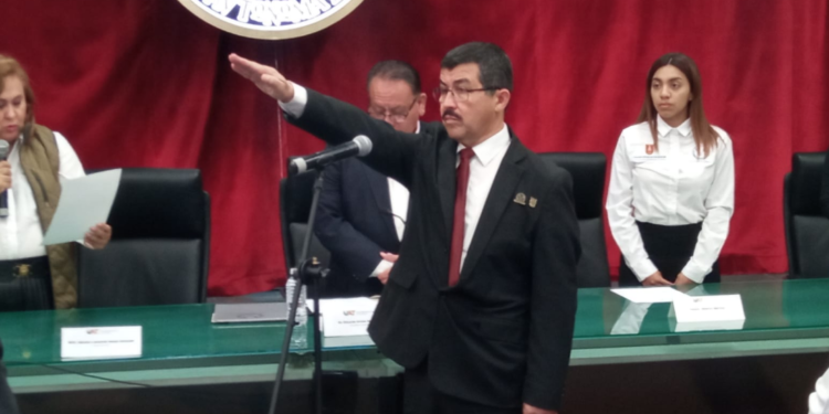 Ya es Dámaso Anaya, rector de la UAT