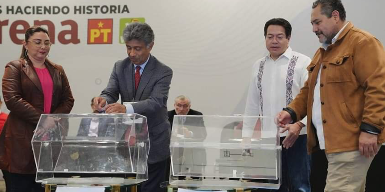 «Tombola» dice que una mujer encabezará la formula de Morena al Senado