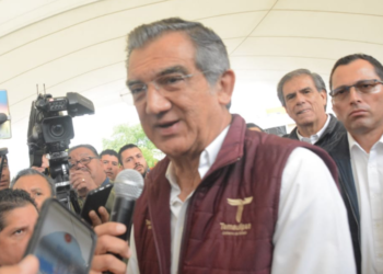 Candidatos de Morena, deben estar limpios: Gobernador