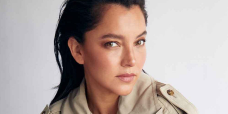 Sara Maldonado entrena con aspirantes a policías para nueva serie.