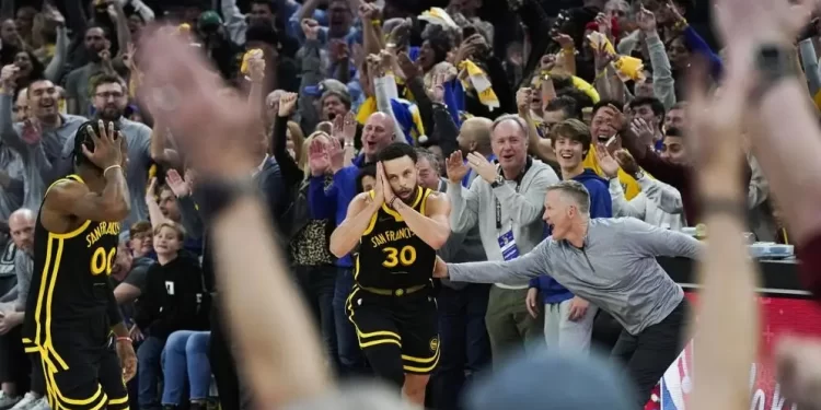 Steph Curry lidera la resurrección de los Warriors frente a los Celtics