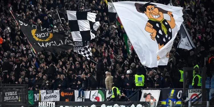 Juventus prepara 30 M€ por dos descartes del Manchester United