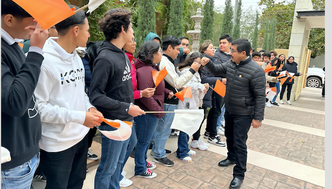 Dámaso Anaya fortalece vínculos con universitarios de la UAT Campus Mante