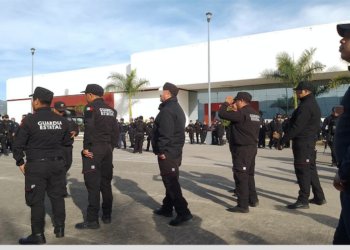 «Truenan» Guardias Estatales; con paro reclaman pago de adeudos.