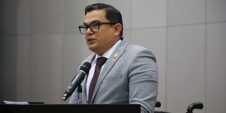 Proponen eliminar tope a reparación del daño moral.