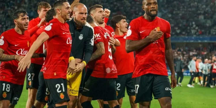 Javier Aguirre y el Mallorca avanzan en Copa del Rey tras victoria ante el Tenerife