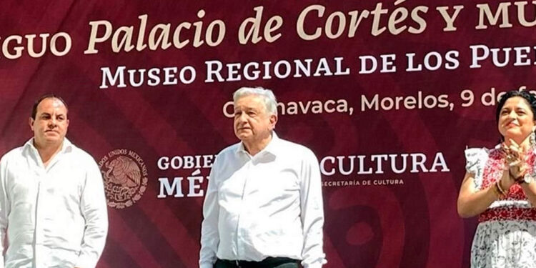 Promueve AMLO reformas constitucionales en Cuernavaca