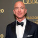 Vende Bezos otros 2,400 mdd en acciones de Amazon