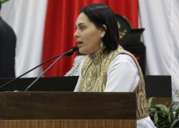 Obligarían a gobiernos a impartir educación financiera a mujeres