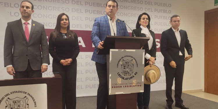 Defiende PAN a Espino: «tiene derecho a reelegirse»