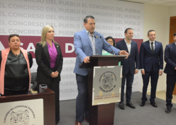 Defienden diputados panistas a Cabeza de Vaca