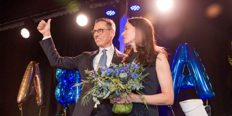 Finlandia apuesta por la continuidad y elige presidente a Alexander Stubb