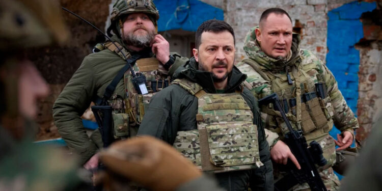 Zelenski destituye al jefe de las Fuerzas Armadas de Ucrania