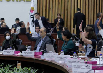 Quitará INE registro a 43 morenistas y uno de MC por no presentar sus informes